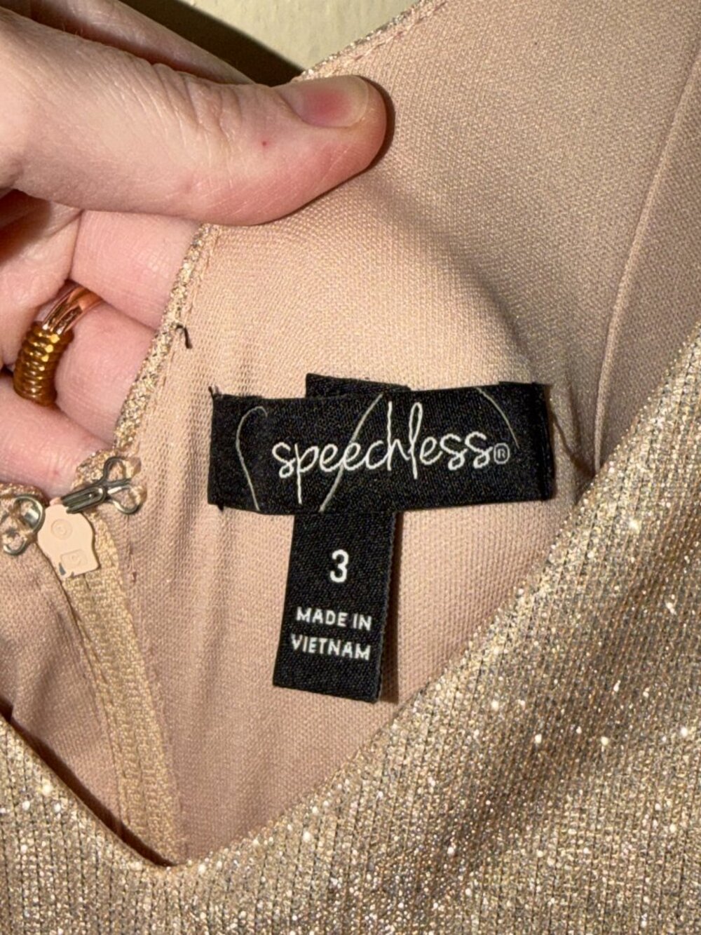 Speechless Juniors Gold Sparkle Glitter Belted Pocketed Formal Prom Dress Size 3 - Picture 8 of 9